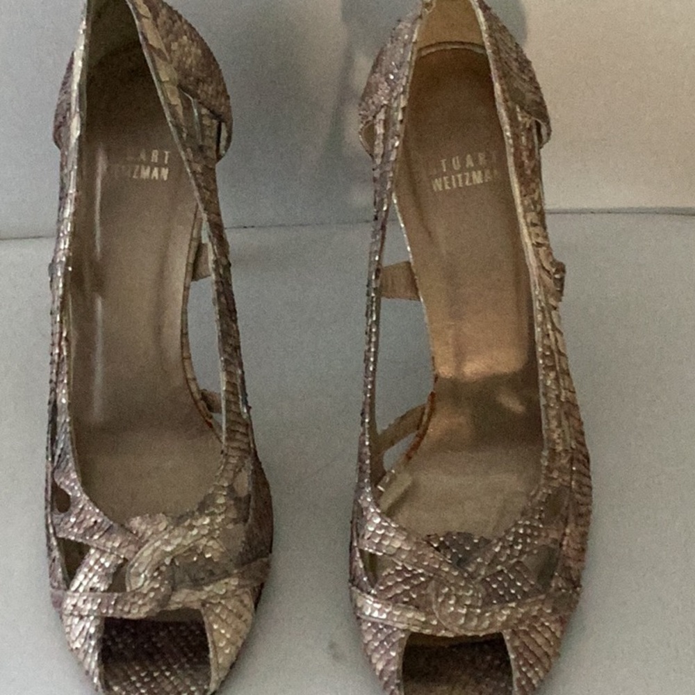 Stuart Weitzman Cream and Brown Heels Snakeskin Embossed Pattern Size 10 - Picture 2 of 5